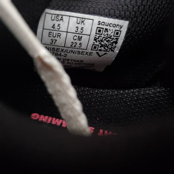 NWOB Saucony 3D Grid Hurricane "Midnight Swimming" (US 4.5/EUR 37) - Picture 5 of 6